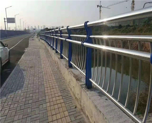 不銹鋼橋梁護欄河道橋梁